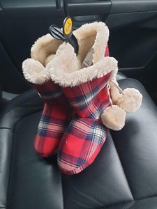 ladies boot slippers size 6