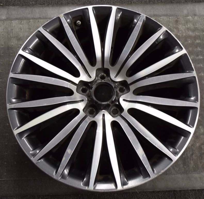 14 15 16 Kia Cadenza OEM Wheel Rim 74676 529103R760 19x8 Machined 