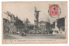 CPA 36 - CHÂTEAUROUX : PLACE GAMBETTA - MONUMENT DES COMBATTANTS (INDRE) 1907