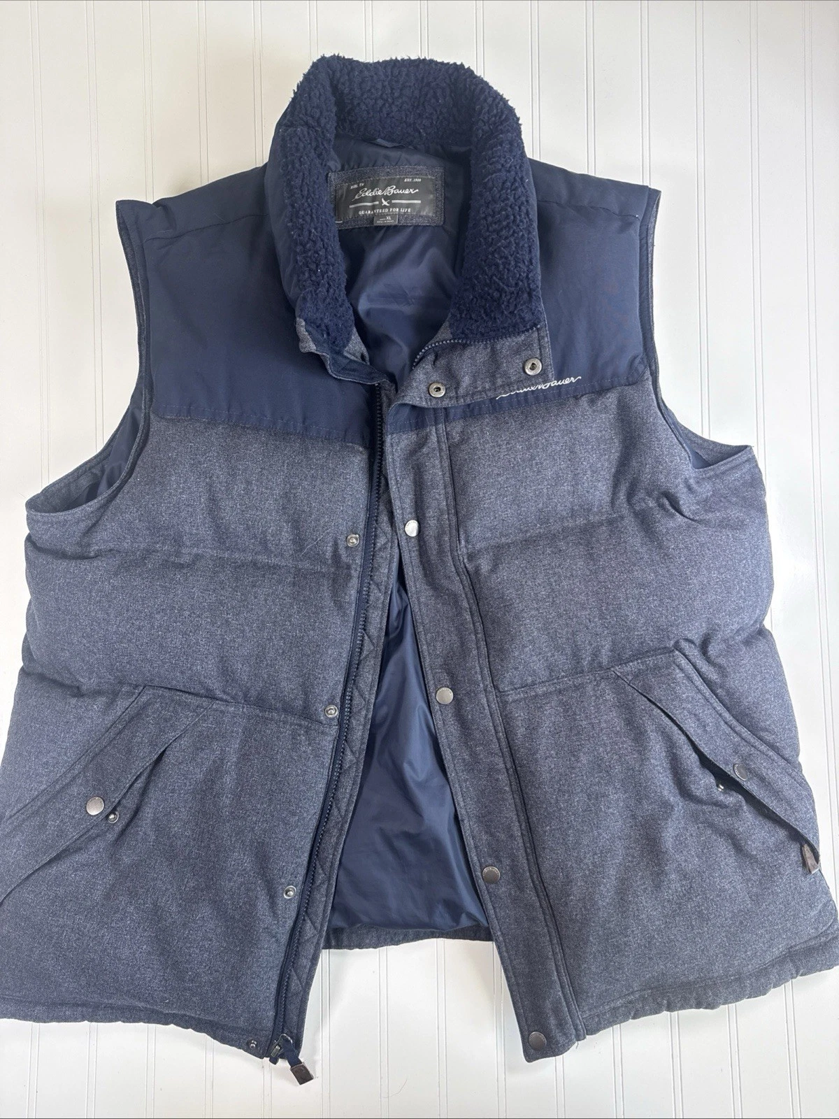 Eddie Bauer Navy Blue Zip Snap Down Filled Puffer Vest Jacket Men's XL
