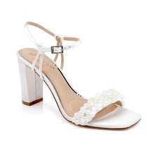 Women's Jewel Badgley Mischka Peoria Square Toe Evening Sandals Ivory Satin