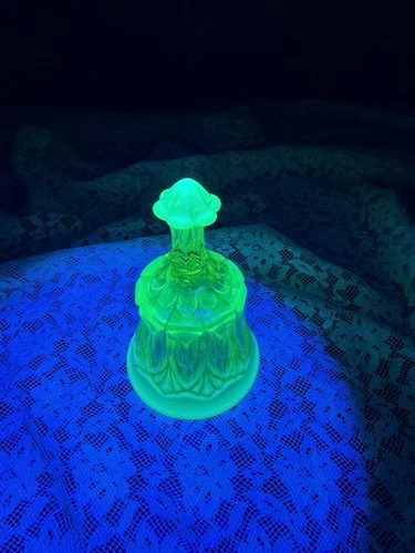 Vintage Fenton Vaseline Opalescent Topaz Bell Whitton  Glows