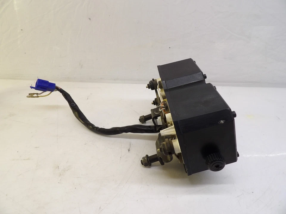 Suzuki DR350 1993 velocímetro 34110-14D00 1990-1999 Foto 2 de 4