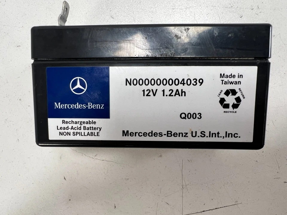 Mercedes Benz A 220 2019-2024 batería auxiliar OEM Foto 3 de 4