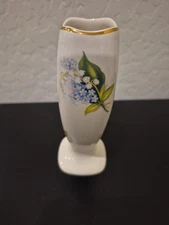 Lord Nelson Pottery Hand Crafted in England Blue Rose Bud Vase 3756