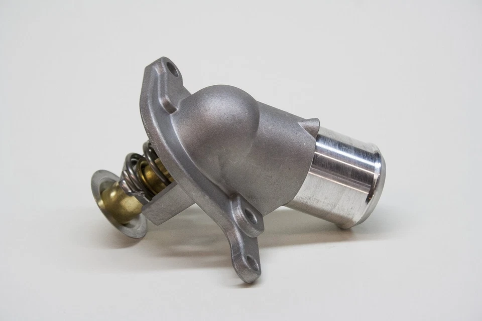 Salida de bomba de agua con termostato PRW 5234683 Foto 2 de 3