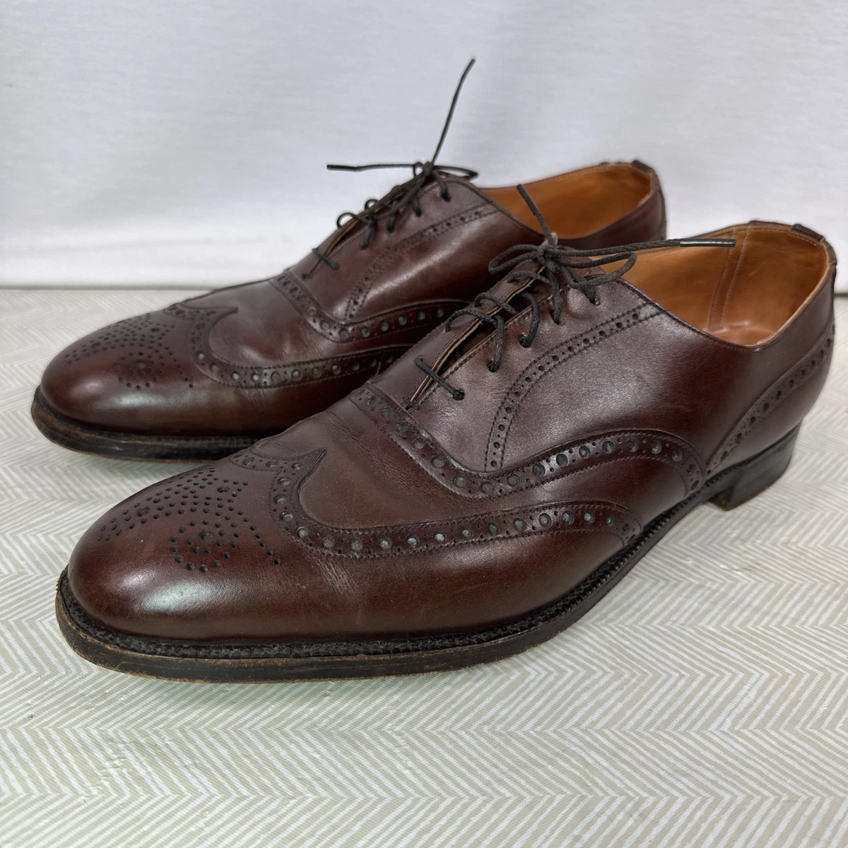 Brooks Brothers C Leather Upper Dress Shoes for Men for sale  display picture 3