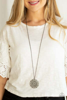Mandala Melody Paparazzi Necklace in Black