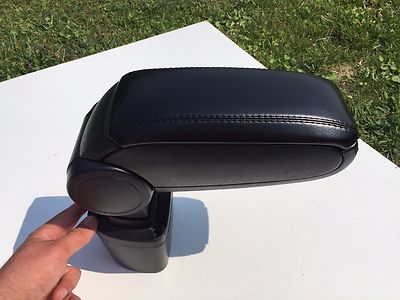 BLACK LEATHER ARMREST FOR NISSAN JUKE 2010-2017