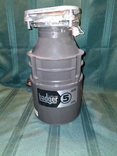 InSinkErator Badger 5 1/2 Hp Garbage Disposal - Black (BADGER 5 W/C)  WP331