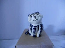 4" tall Salt Glaze Stoneware Cheshire Cat Figurine - signed