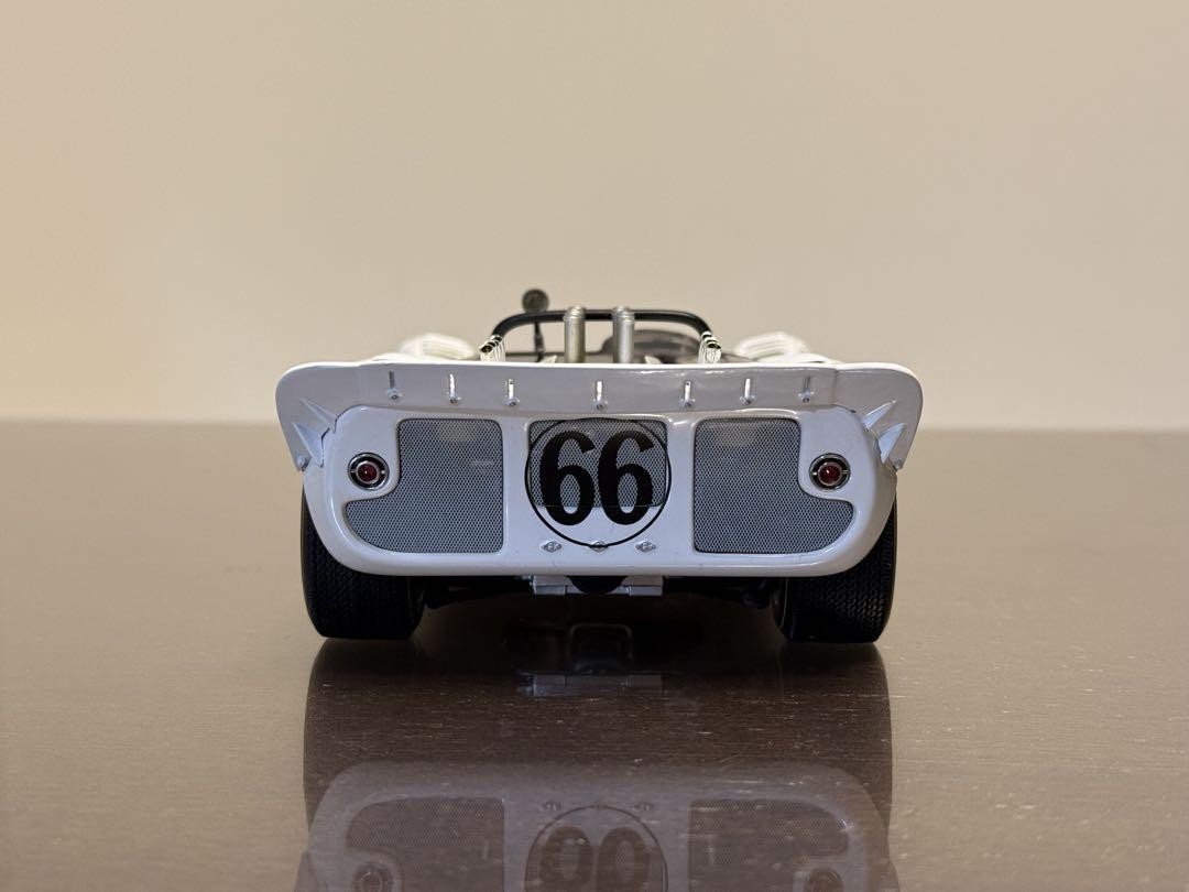 オートアート シャパラル2 スポーツレーサー 1/18 $_57.JPG?set_id=8800005007