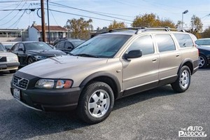 2002 Volvo V70 XC AWD Wagon 4D