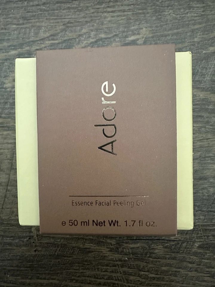 Gel exfoliante facial esencial Adore Cosmetics 1,7 oz nuevo en caja Foto 2 de 4