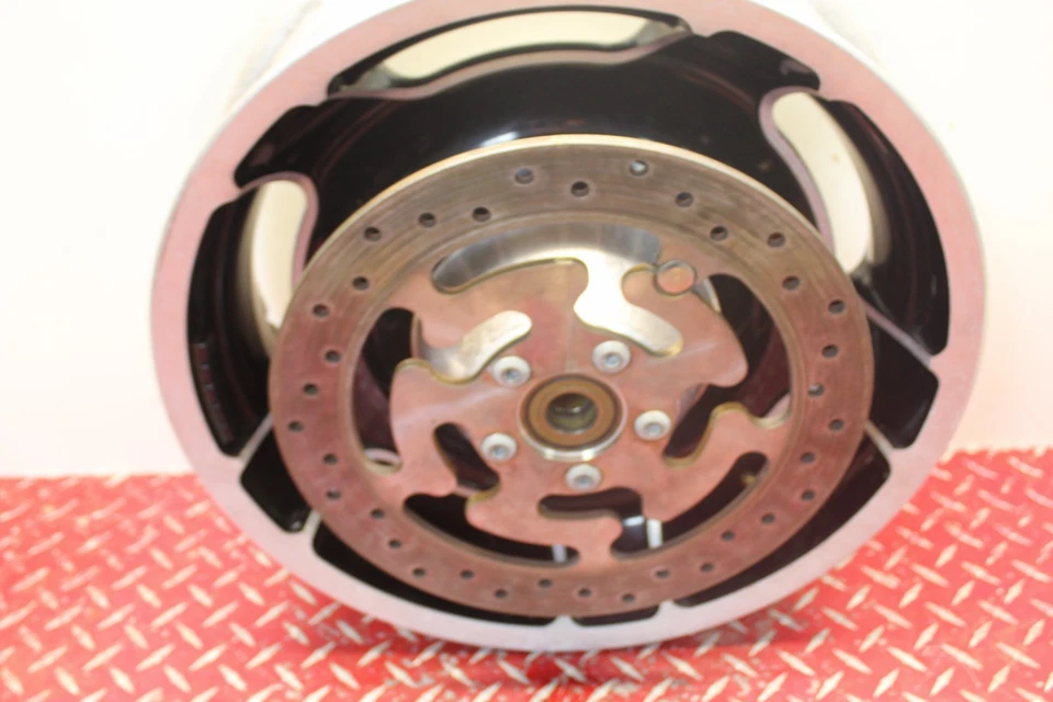 2010 Harley Davidson Street 滑翔 16X5 Air Strike 后轮 RIM 直 SG46 — 第 3/4 张图片