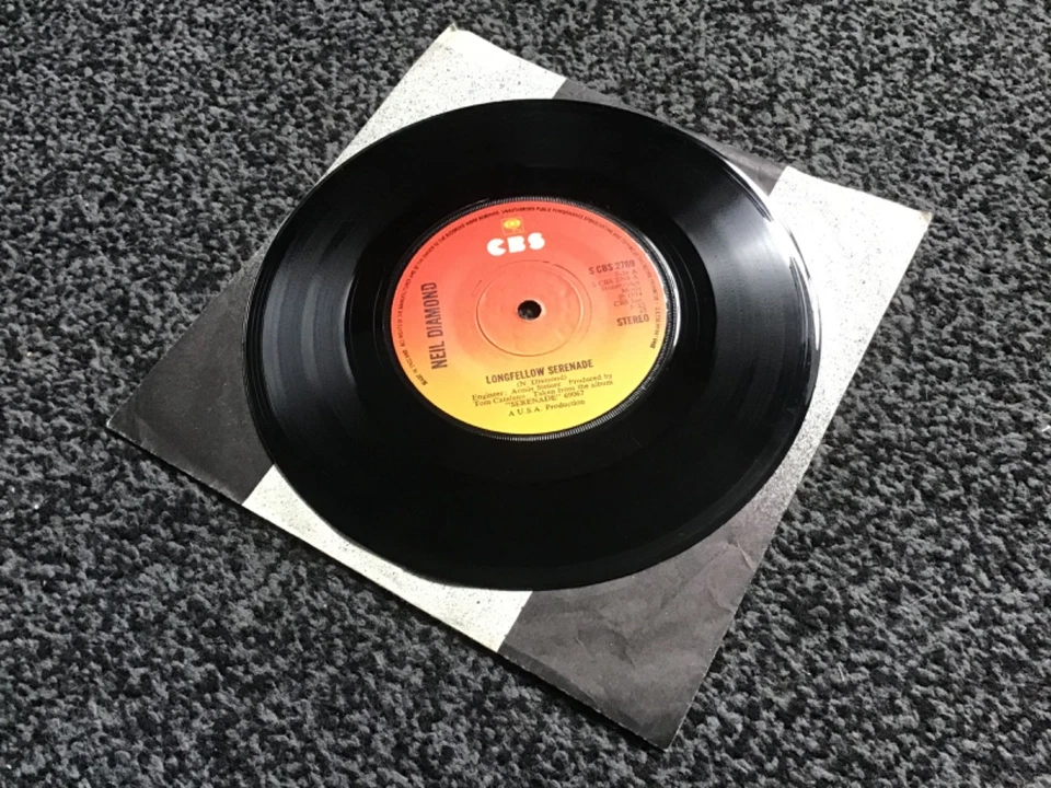 NEIL DIAMOND - LONGFELLOW SERENADE 1974 UK SINGLE CBS 2769 EXCELLENT CONDITION - Image 3 of 4