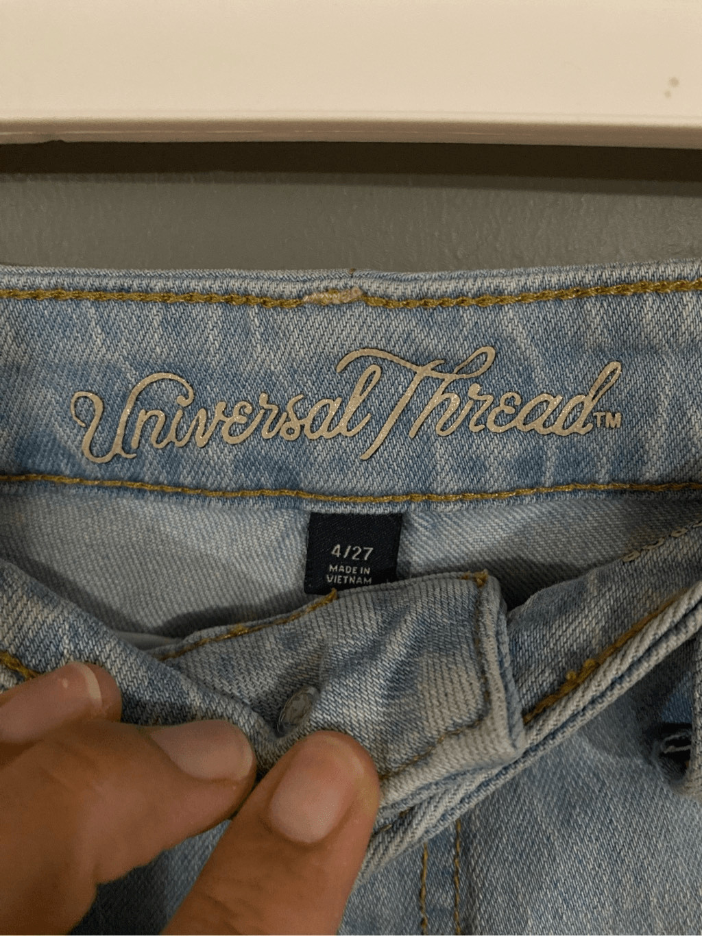 Universal Thread Ripped Distressed Straight Jeans… - image 3