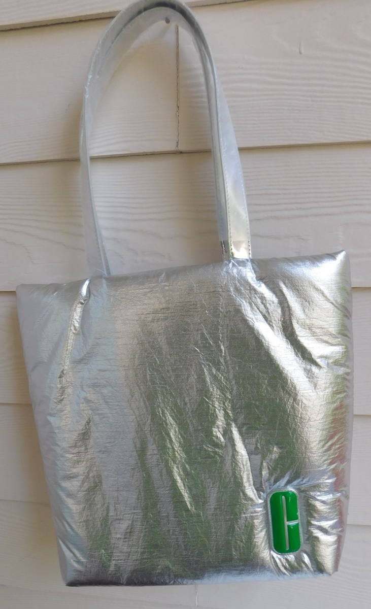 Clinique Silver & Green Limited Edition Tote Bag (14 in x 16 in
