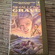 Embassy Home Entertainment Shallow Grave VHS Horror Slasher Cert 18