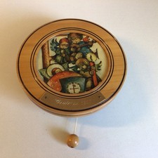 1977 Reuge Wall Hanging Christmas Music Box w/ Hummel-Style Artwork - Ave Maria 