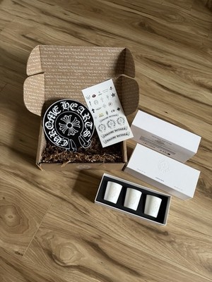 CHROME HEARTS アロマキャンドル 2個セット Chrome Hearts +22+ Scented Candle Set (w/ FREE Stand & Stickers