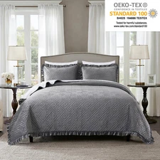 Velvet Quilt Set Queen King Size with 2 Shams Unique Geometric Stitching Design