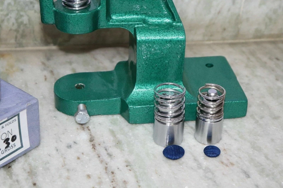 Fabric Cover Button Hand Press Machine With Two Dies - Image 3 of 4