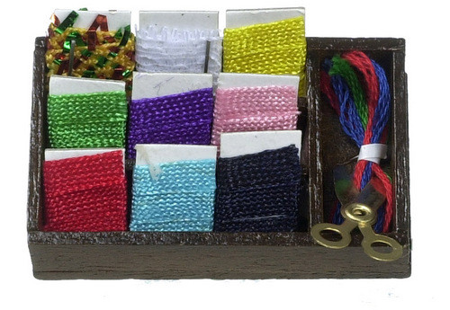 Dolls House Sewing Accessory Sewing Box with fixed Items Miniature 1:12th Scale