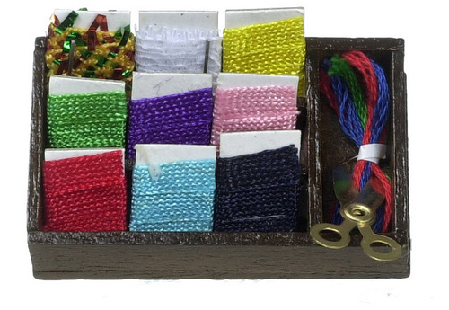 Dolls House Sewing Accessory Sewing Box with fixed Items Miniature 1:12th Scale