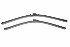 HELLA 2422R Front Wiper Blade Flat 600mm/550mm Pair Fits Mercedes-Benz AMG GT