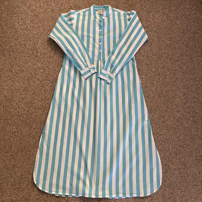 Mille Women s Mock neck Long sleeve blue white stripe maxi dress size XS