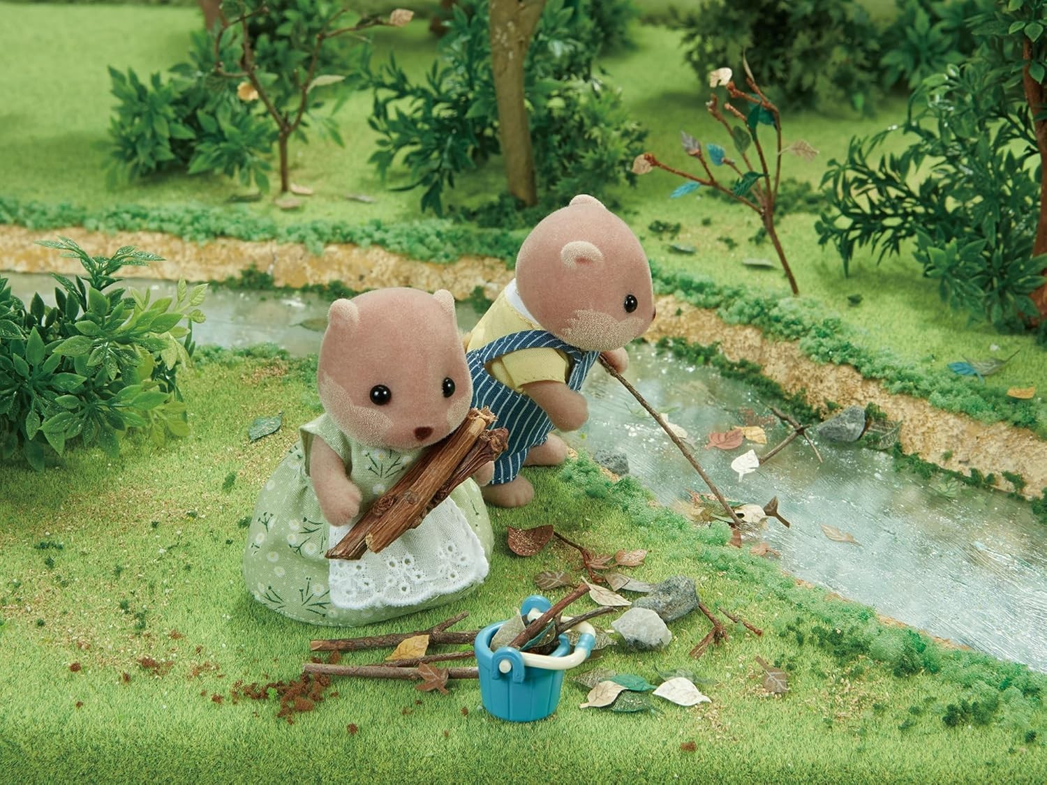 Sylvanian Families Otter Family