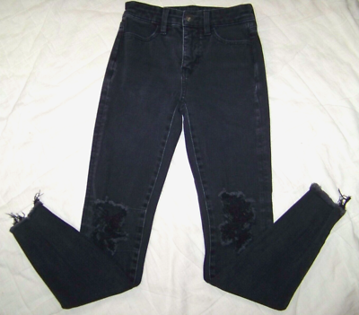 American Eagle Outfitters Distressed Black Skinny Jeans 00