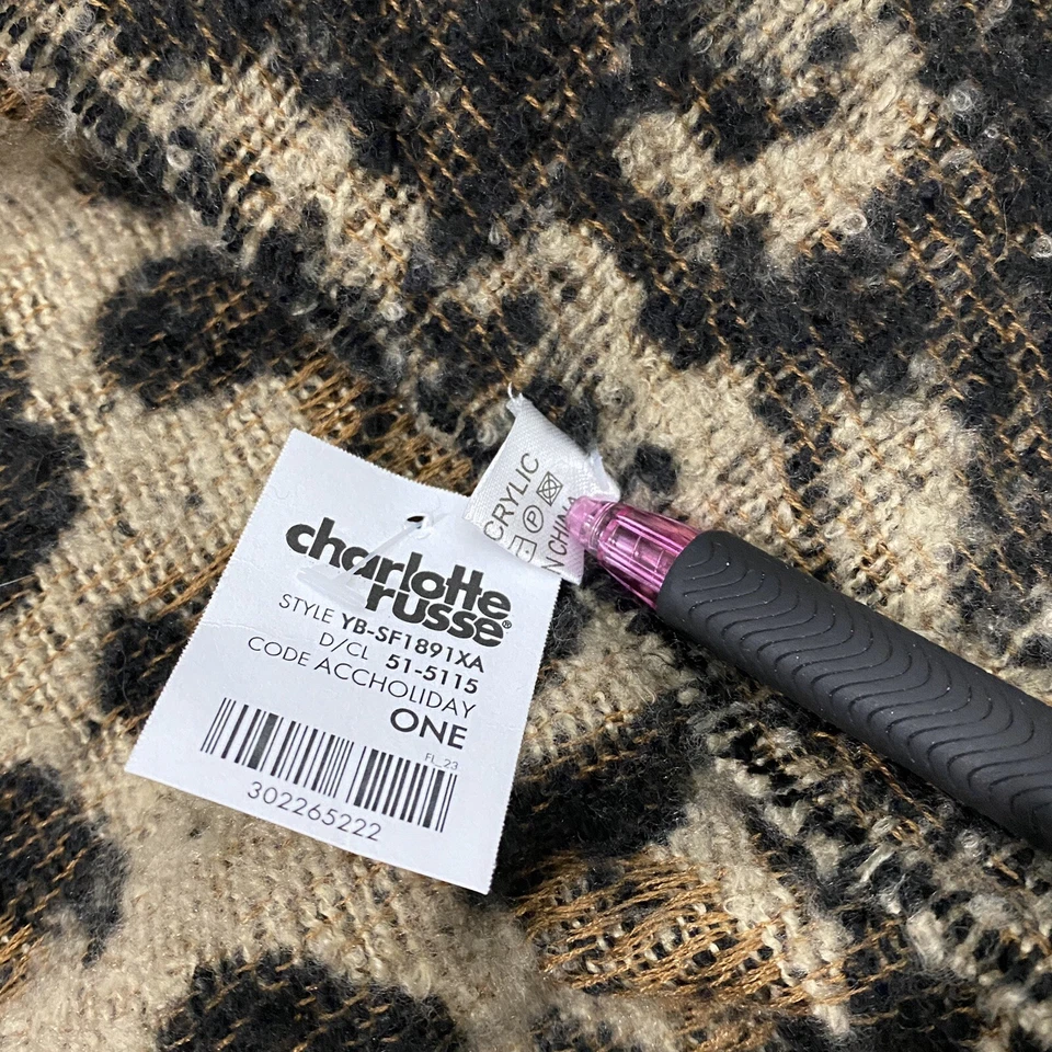 Charlotte Russe Bufanda Mujer Pashmina Animal Print 28" x 75" Flecos Foto 4 de 4