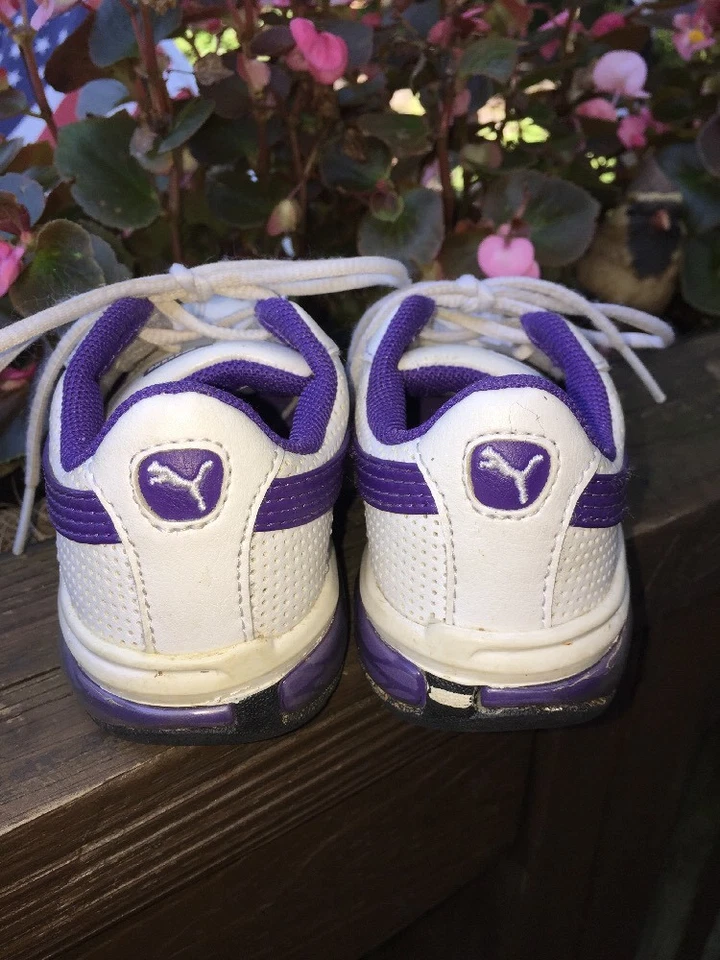 Sapato esportivo Puma Turin perfurado gatinho gato criança meninas tamanho 7 roxo acento - Imagem 4 de 4