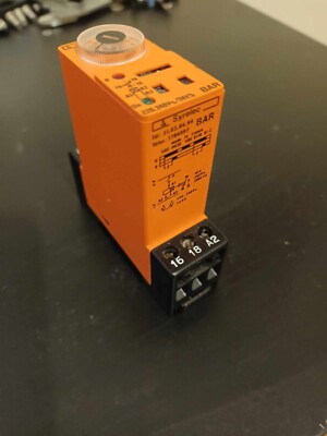 SYRELEC VDE 0435 VDE 0110 24v Timer Relay