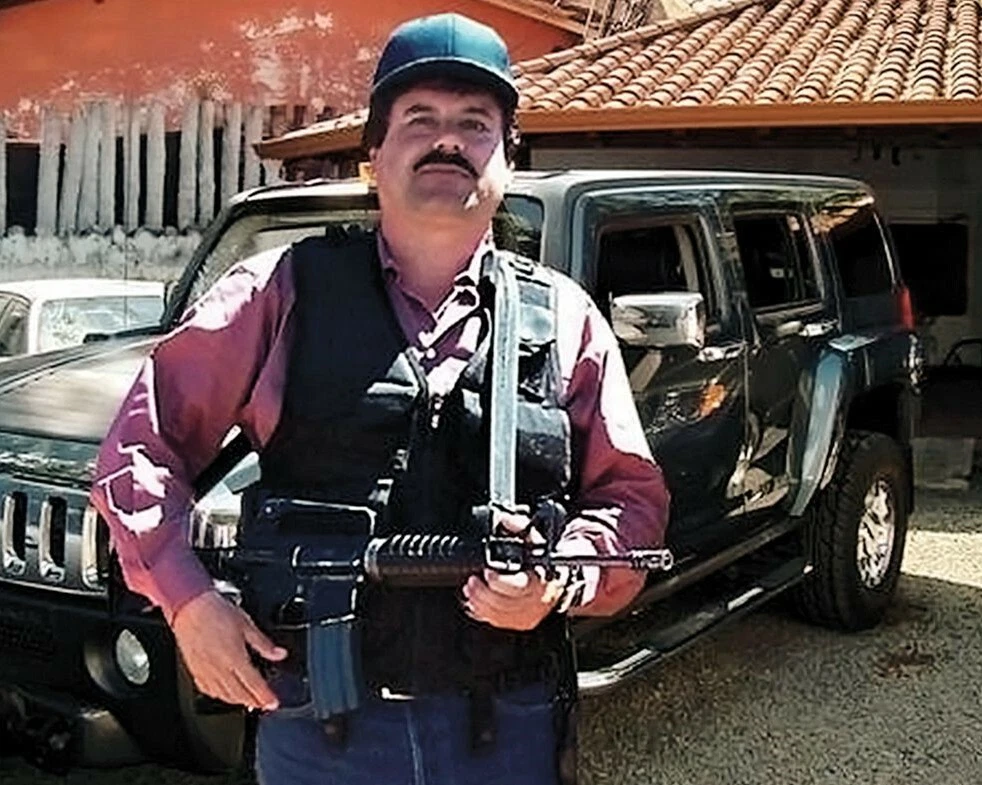 EL CHAPO 8X10 PHOTO MEXICO DRUG CARTEL ORGANIZED CRIME PICTURE GUZMAN WITH  GUN | eBay