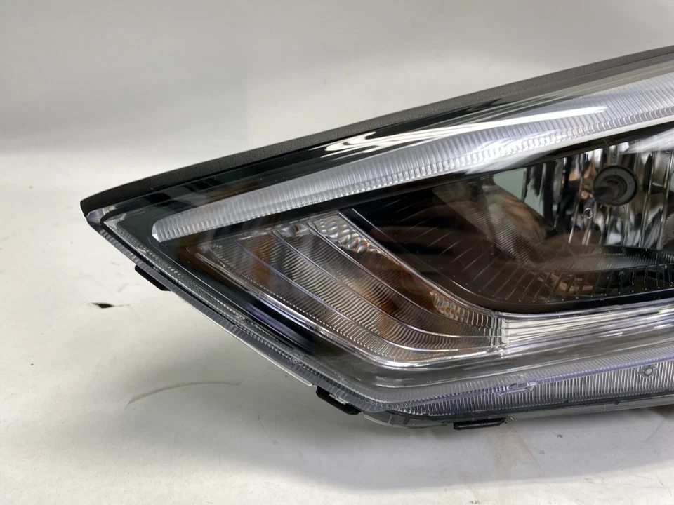 Fits 2016 2017 2018 Hyundai Tucson Driver Side Headlight Lamp Assembly - Image 3 of 4