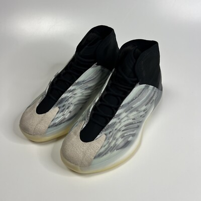 adidas Yeezy BSKTBL QNTM BKSTBL Performance Basketball Model  display picture 2