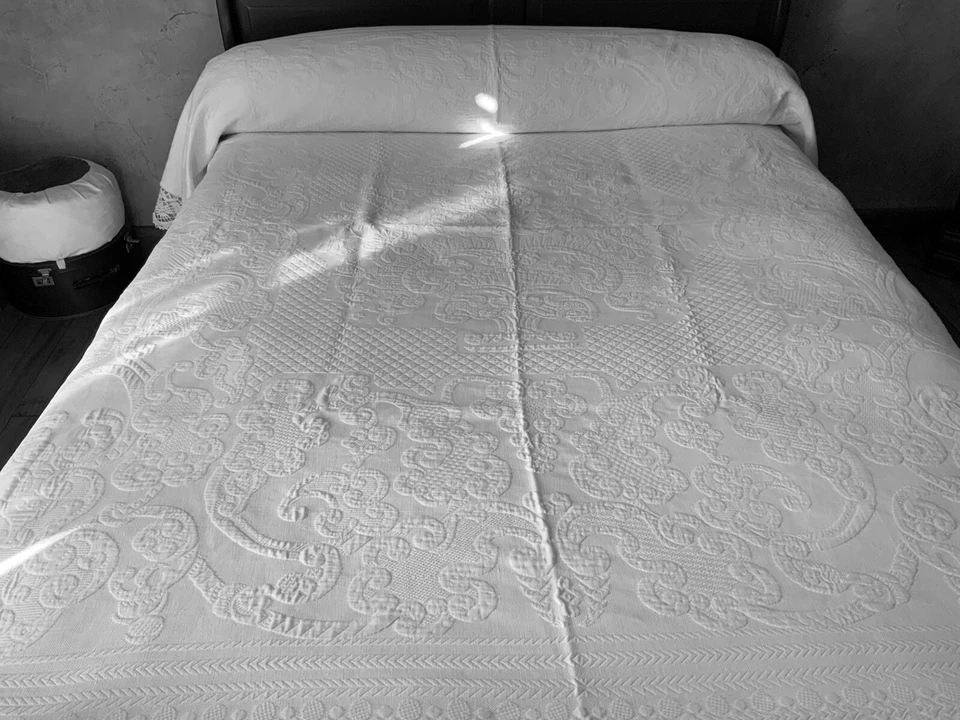 LINGE ANCIEN Couvre Lit  De Mariage Et Dentelle Ancienne   Blanc 1800/1900 - Photo 4/4