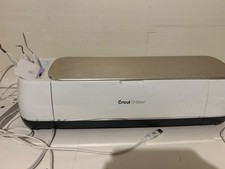 White cricut maker 3- used but great condition
