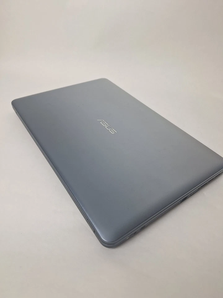 ASUS R540S Laptop – SSD – 15,6 Zoll – 4GB RAM – Windows 10 – Top Zustand - Bild 4 von 4