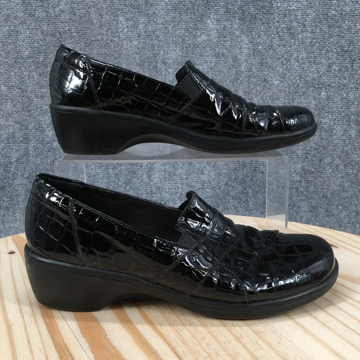 Clarks Bendables Shoes Womens M Slip On Loafers Black Faux Leather Croc  Print