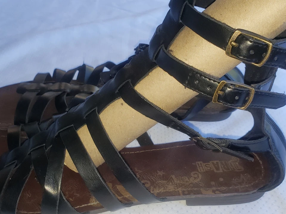 Sandálias gladiador romanas de couro preto usadas tamanho 11 bom estado - Imagem 2 de 4