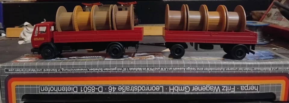 HERPA Motrice 2 assi con rimorchio 2 assi MB trasporto Rulli "CARL BALKE" - H0 - Immagine 2 di 4