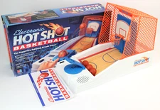 Vintage 1990 Milton Bradley Electronic Hot Shot Basketball Tabletop Game Working
