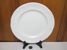 Steelite International Distinction Monique 9" White Salad Plate Embossed Rim NEW