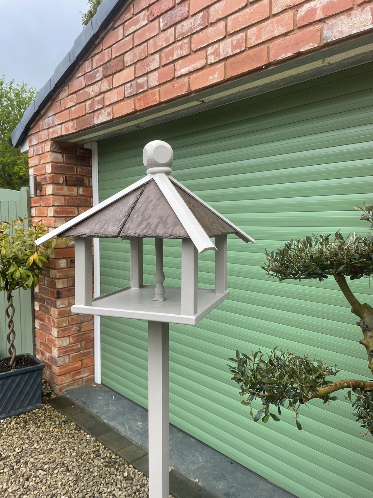 Hand Made Bird House. Wooden Standing Wild Bird Table House Feeder