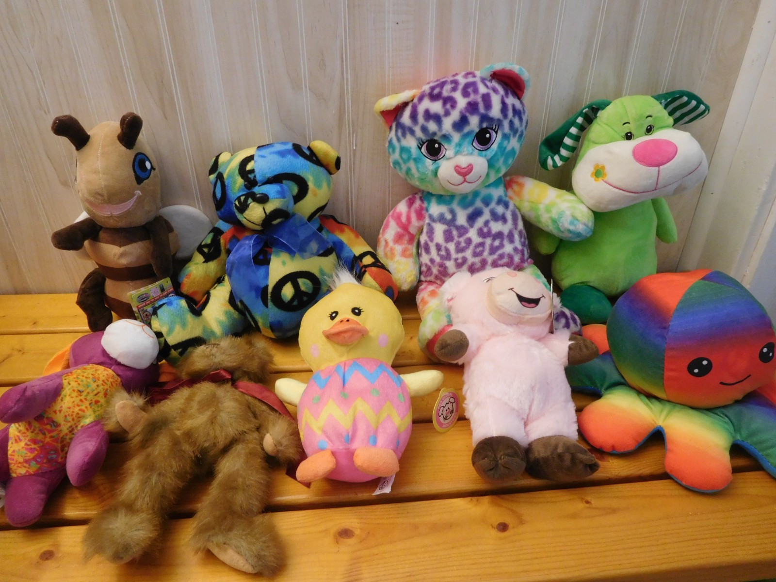 Lot of 9 Mixed Plush Toys Stuffed Animals -Bear, Dog, Duck, Rainbow Octopus, Pig
