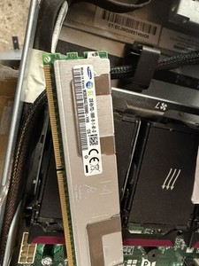 Samsung 32GB RDIMM RAM MODUL - 4Rx4 PC3L-10600R DDR3 ECC - M393B4G70BM0-YH9